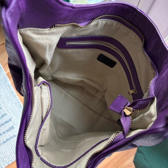 Ora Delphine Purple Pebbled Genuine Leather Two Zipper Purse Gold Hardware - Picture 12 of 12